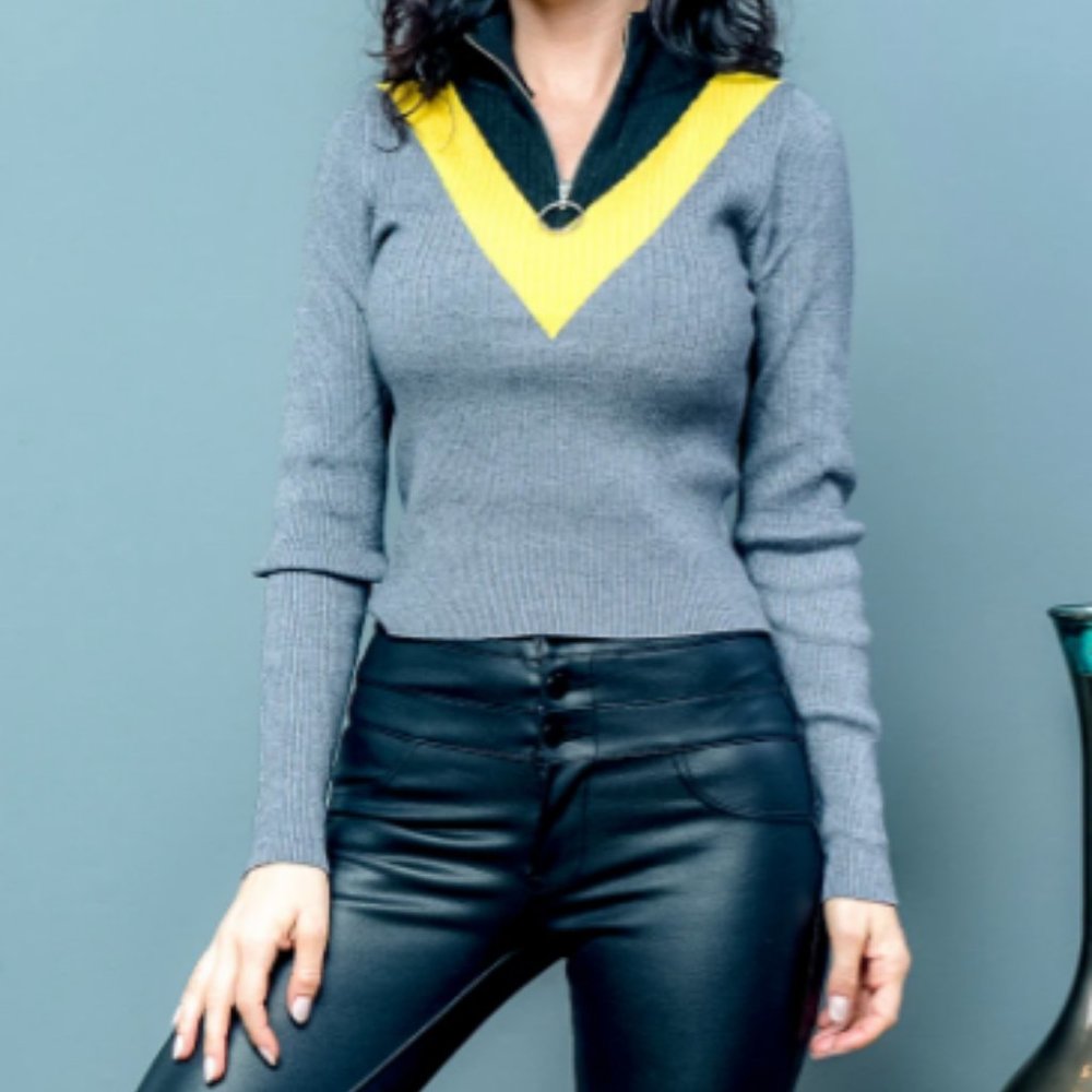⭐️ 2 for $17 Colorblock Long Sleeve Front Zipper Neckline Cable Knit Top Sweater